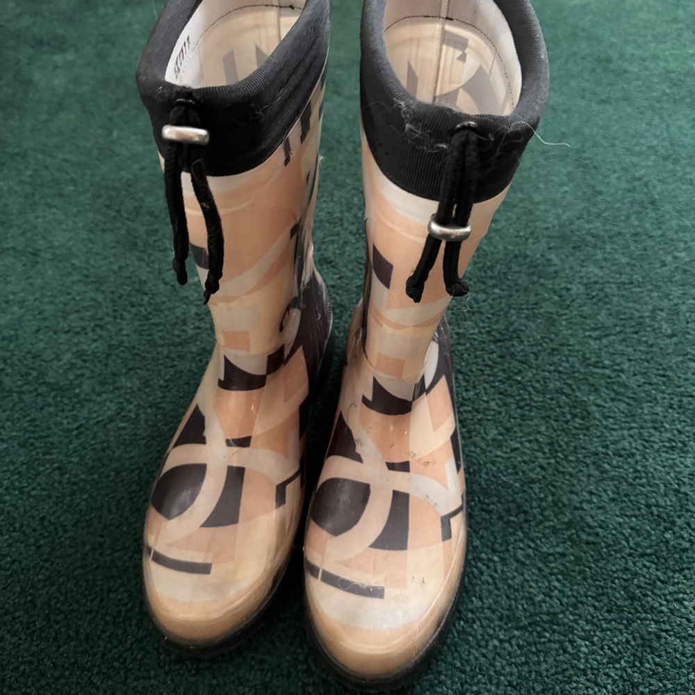 Salvatore Ferragamo Rainboots